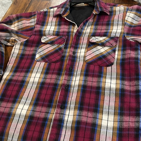 Fields & Streams quilted heavyweight button down flannel sz large - Picture 9 of 12
